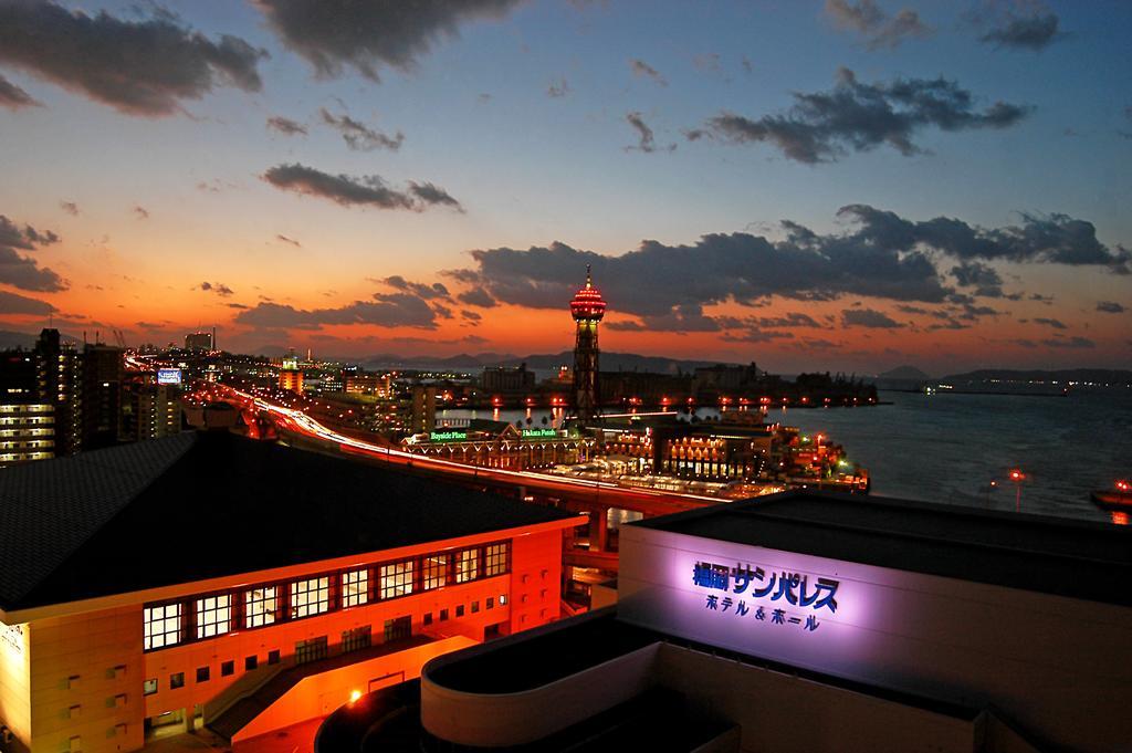 Fukuoka Sun Palace Hotel & Hall Екстер'єр фото